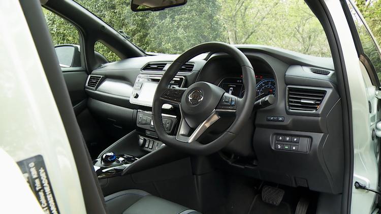 NISSAN LEAF HATCHBACK SPECIAL EDITION 110kW 10 40kWh 5dr Auto